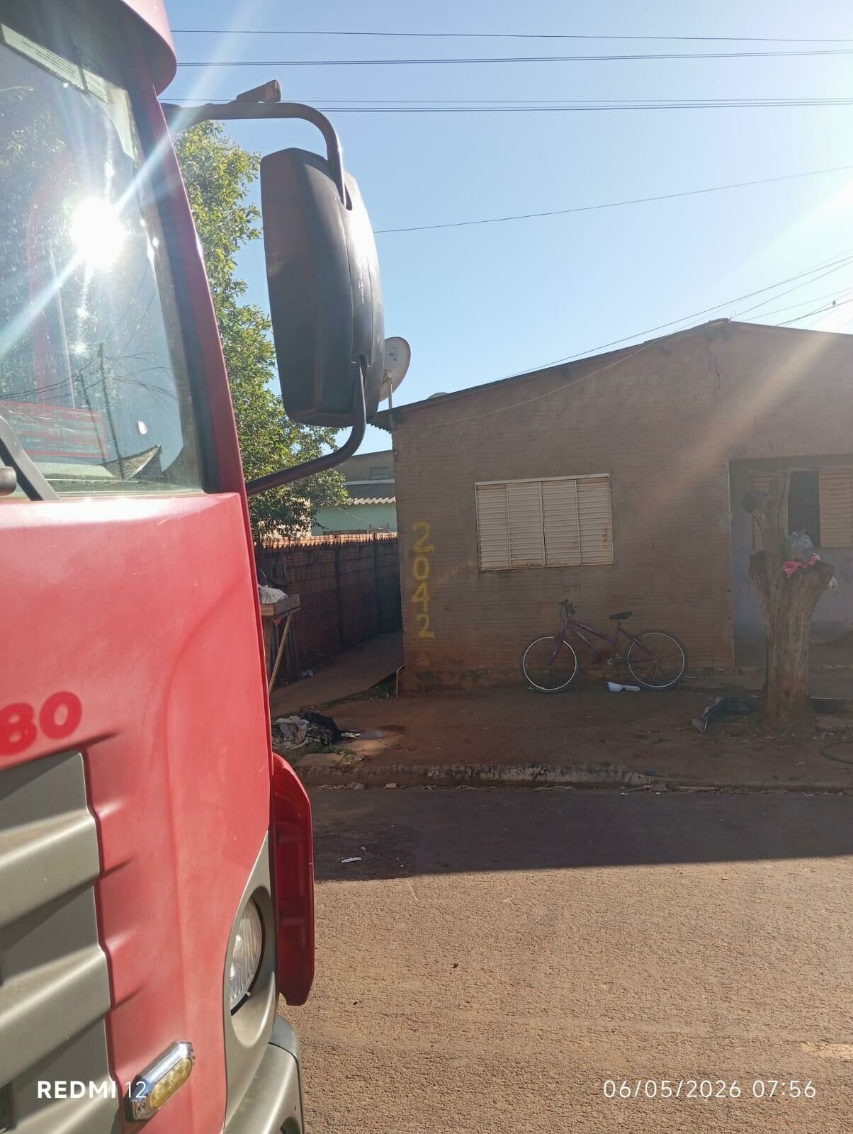 Imagem de compartilhamento para o artigo Incêndio atinge colchões e deixa casa tomada por fumaça em Chapadão do Sul da MS Todo dia